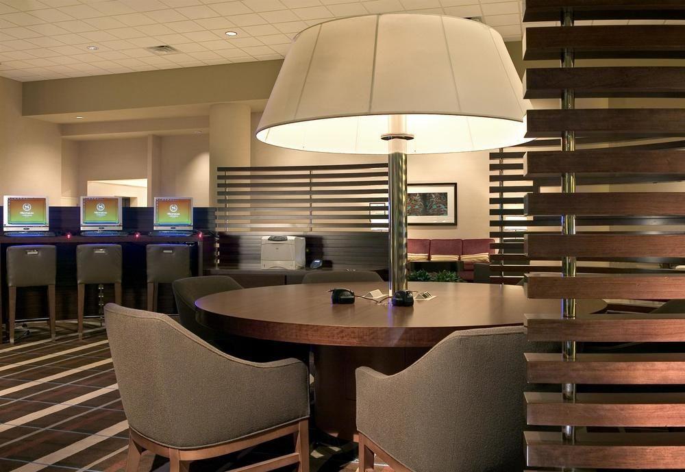 Sheraton Arlington Hotel Exteriér fotografie